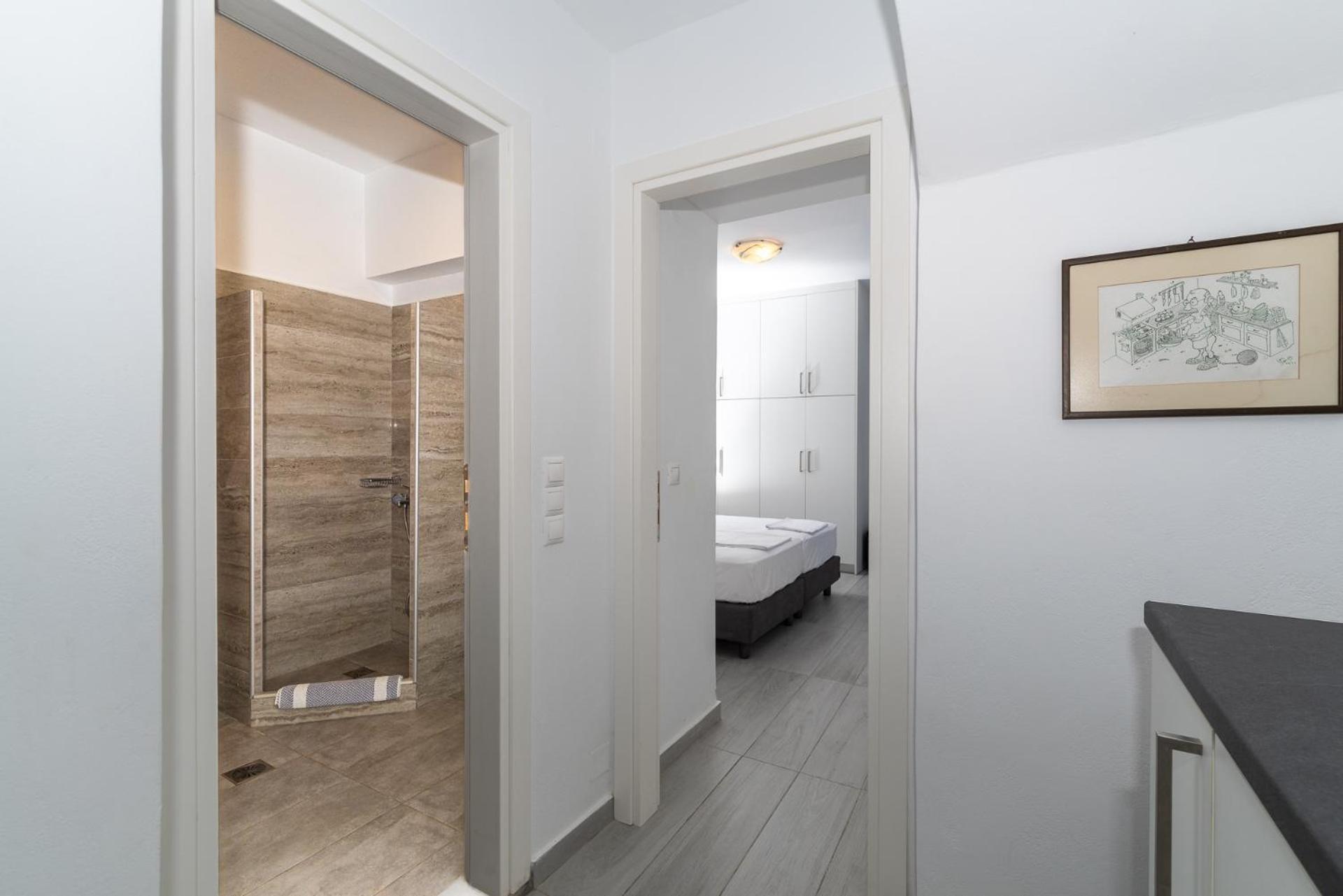 Stratos By Mroom Apartments Makrýgialos Buitenkant foto
