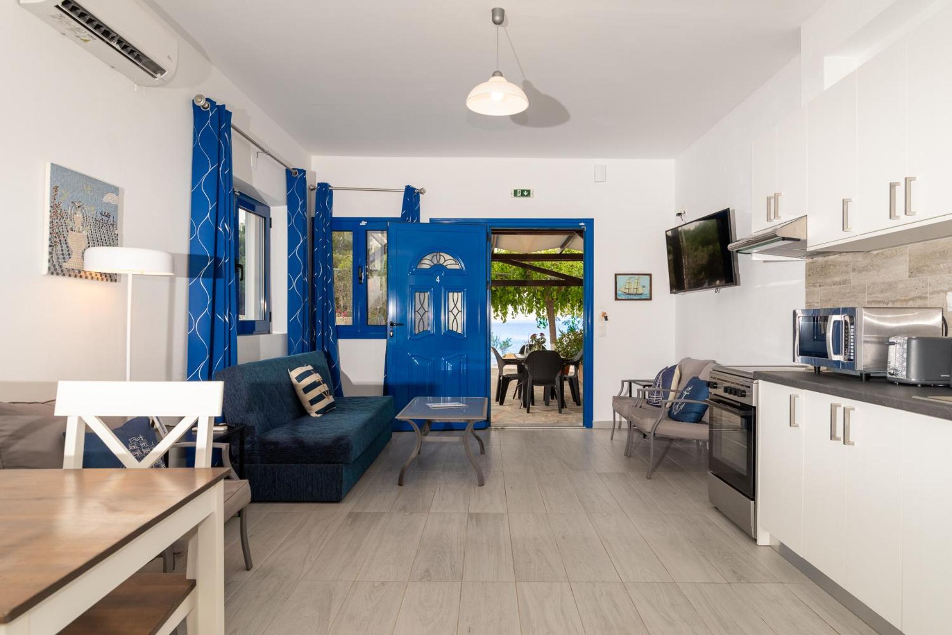 Stratos By Mroom Apartments Makrýgialos Buitenkant foto