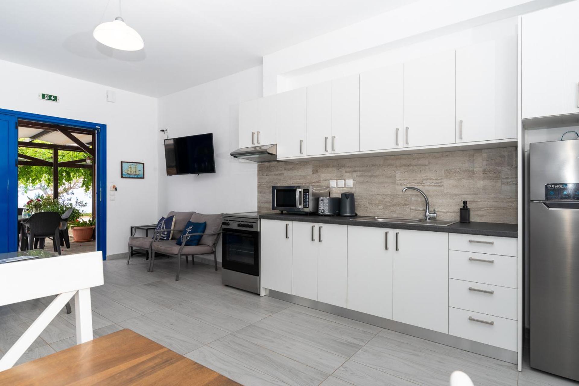 Stratos By Mroom Apartments Makrýgialos Buitenkant foto