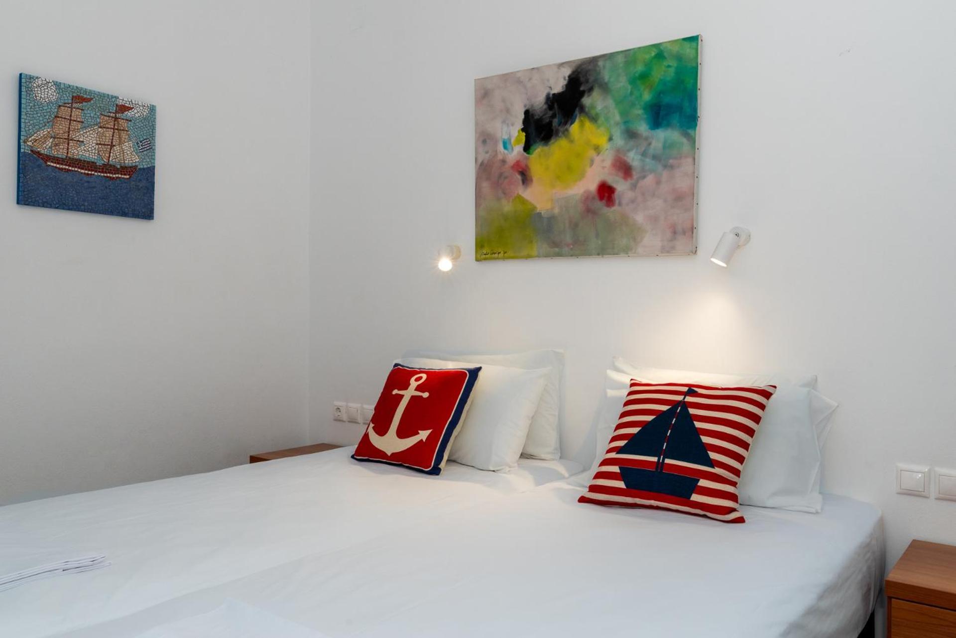 Stratos By Mroom Apartments Makrýgialos Buitenkant foto